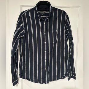 Club Monaco men’s button down size large